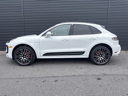 New 2026 Porsche Macan S image 2