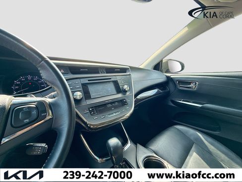 Used 2015 Toyota Avalon XLE Premium FWD image 24