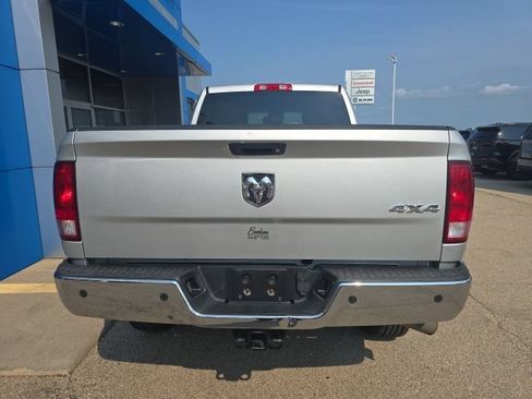 Used 2016 RAM 2500 Tradesman w/ Chrome Appearance Group AWD/4WD image 9
