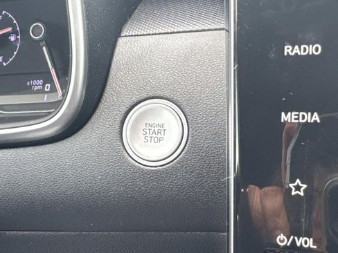 Used 2022 Hyundai Tucson SEL FWD image 35