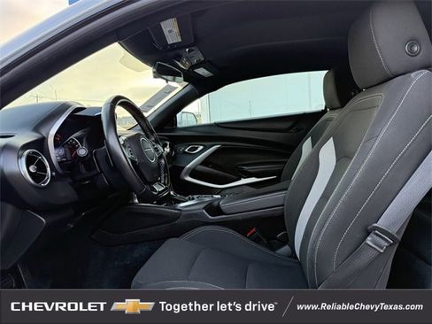 Used 2019 Chevrolet Camaro LT image 13