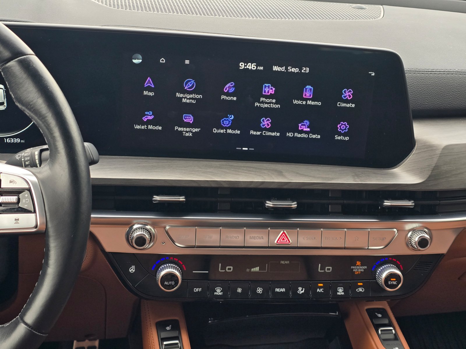 Used 2025 Kia Telluride SX X-Line AWD/4WD image 18