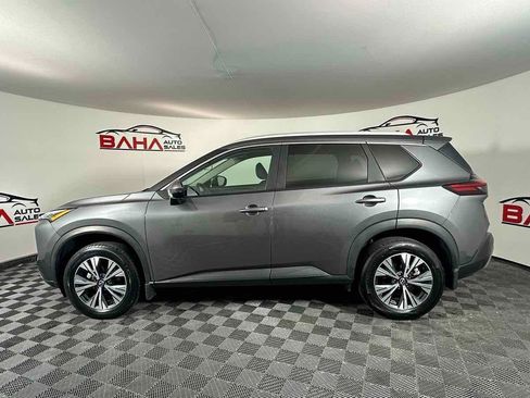 Used 2022 Nissan Rogue SV w/ SV Premium Package image 3