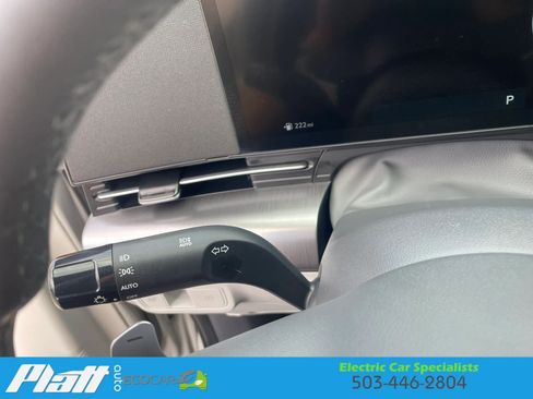 Used 2024 Hyundai Kona Limited FWD image 30