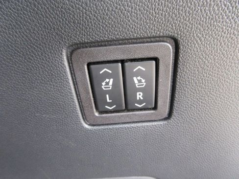 Used 2021 Chevrolet Traverse High Country w/ LPO, Floor Liner Package image 14