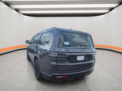 New 2026 Jeep Grand Wagoneer Limited AWD/4WD image 4