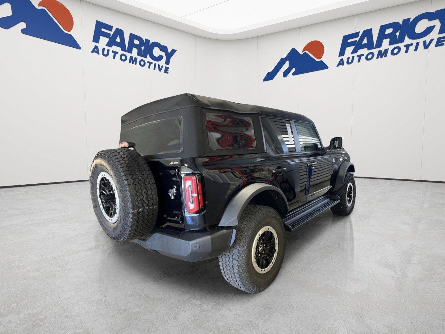 Used 2025 Ford Bronco Outer Banks w/ Sasquatch Package AWD/4WD image 7