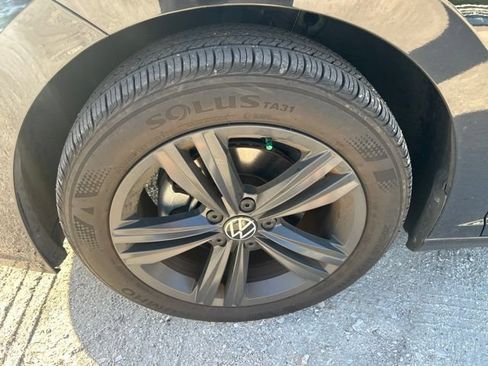Used 2023 Volkswagen Jetta SE FWD image 20