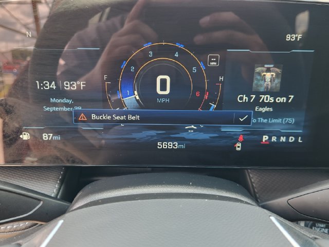 Used 2026 Chevrolet Equinox LT w/ Safety and Technology Package FWD image 15