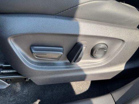 Certified 2023 Subaru Solterra AWD image 18