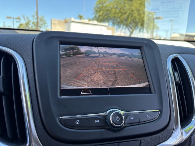 Used 2024 Chevrolet Equinox LT FWD image 23