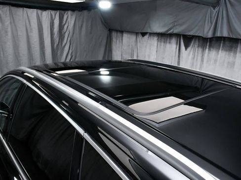 Used 2025 Audi SQ7 Premium Plus image 96