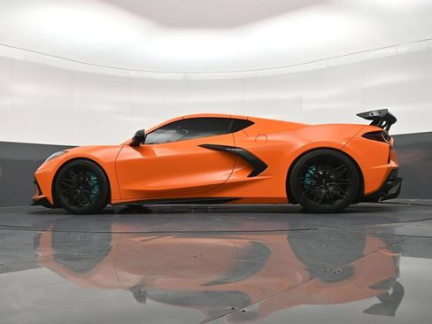 Used 2023 Chevrolet Corvette Stingray Preferred Cpe w/ Battery Protection Package RWD image 24