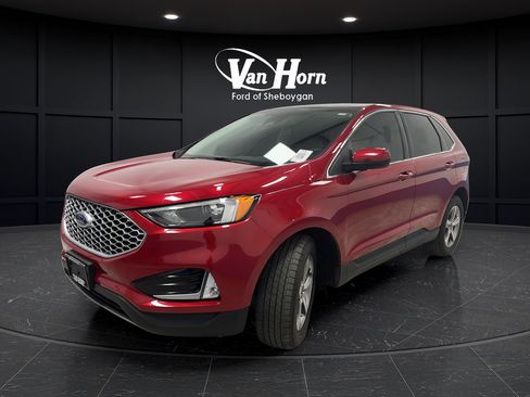Used 2024 Ford Edge SEL w/ Convenience Package AWD/4WD image 3
