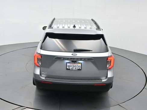 Used 2024 Ford Explorer XLT image 60