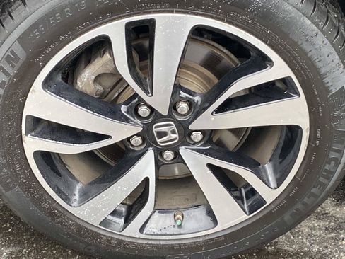 Used 2019 Honda Odyssey Elite image 31