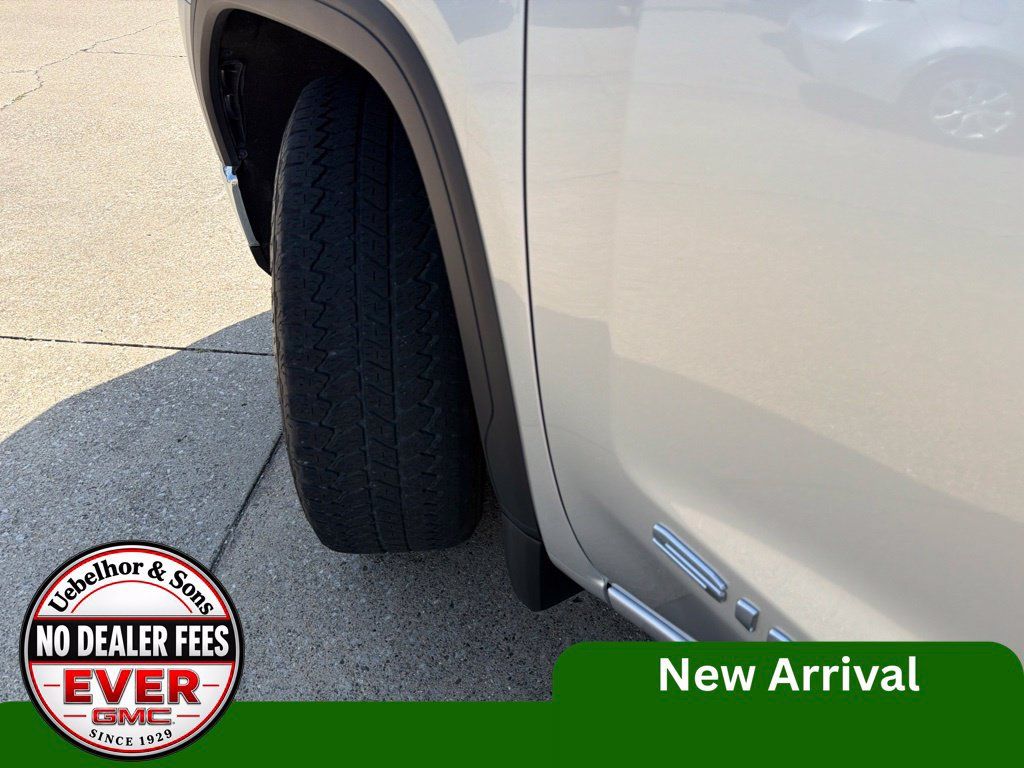 Used 2022 GMC Sierra 1500 SLT w/ SLT Convenience Package AWD/4WD image 19