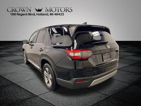 Certified 2025 Honda Pilot EX-L image 4