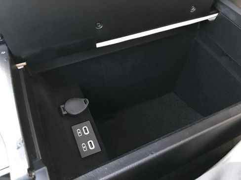 Used 2023 Lexus ES 300h w/ Premium Package image 23