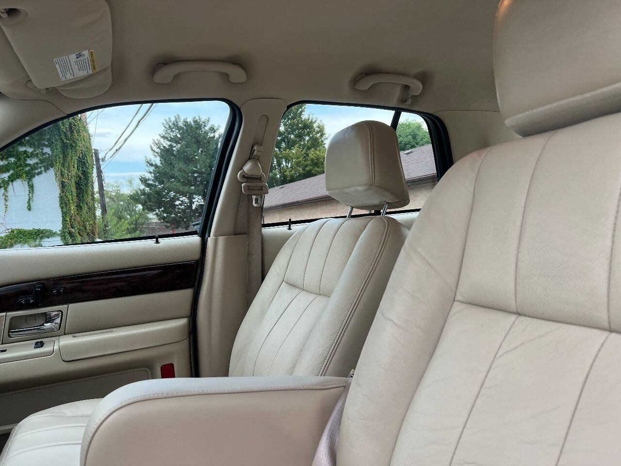 Used 2010 Mercury Grand Marquis LS RWD image 21