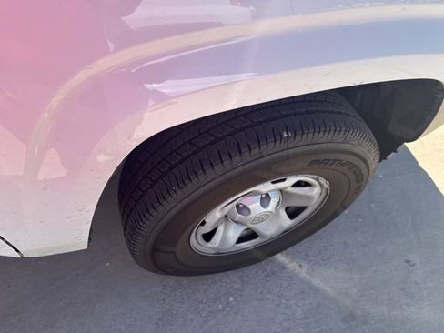 Used 2022 Toyota Tacoma SR image 15