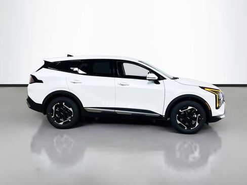 New 2026 Kia Sportage S AWD/4WD image 8