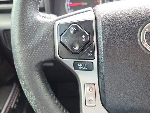 Certified 2022 Toyota 4Runner Limited AWD/4WD image 12