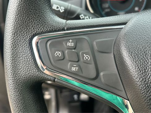 Used 2018 Chevrolet Cruze LT w/ Convenience Package FWD image 20