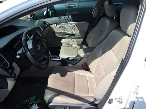 Used 2015 Honda Civic EX-L image 9