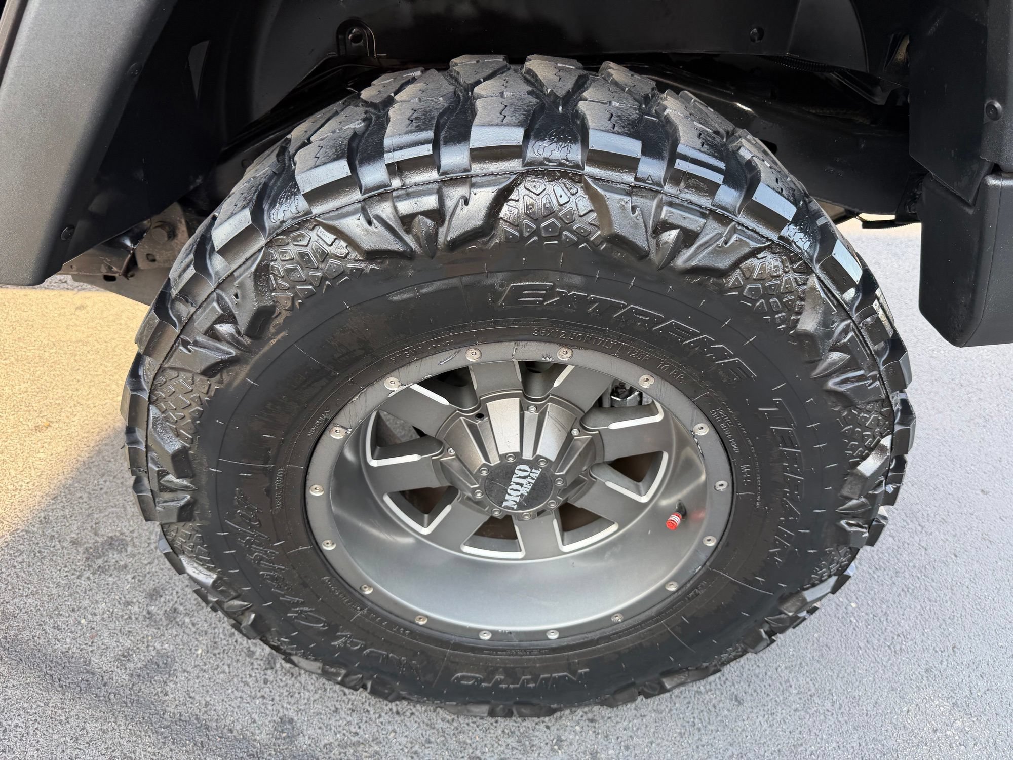 Used 2017 Jeep Wrangler Unlimited Sport AWD/4WD image 10