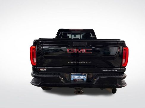 Certified 2021 GMC Sierra 2500 Denali w/ Denali Ultimate Package AWD/4WD image 4