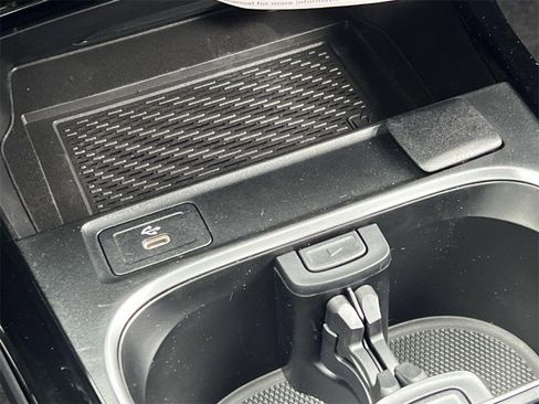 Certified 2025 Mercedes-Benz CLA 250 4MATIC image 32