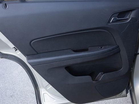 Used 2015 GMC Terrain SLT w/ Chrome Edition image 16