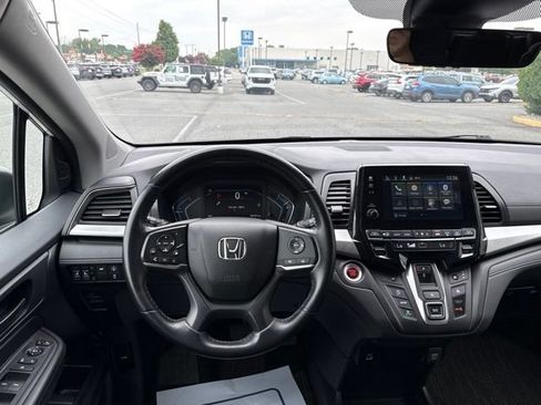 Used 2024 Honda Odyssey EX-L image 15
