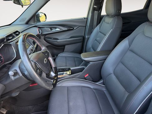 Used 2023 Chevrolet TrailBlazer RS AWD/4WD image 23