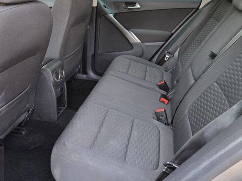 Used 2009 Volkswagen Tiguan S image 13