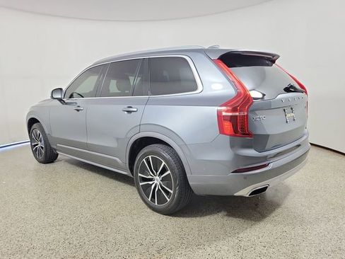 Used 2020 Volvo XC90 T5 Momentum image 7