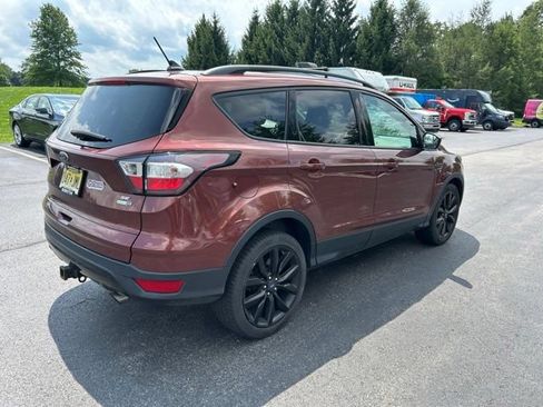Used 2018 Ford Escape SE w/ SE Sport Appearance Package AWD/4WD image 11