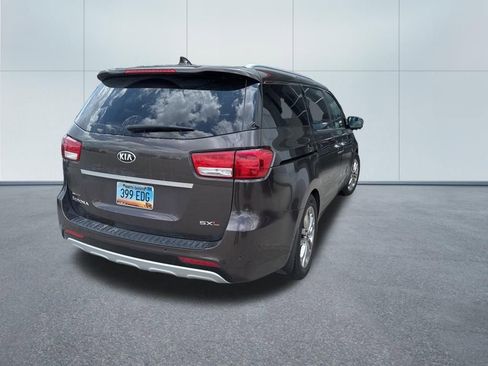 Used 2015 Kia Sedona SX Limited FWD image 8