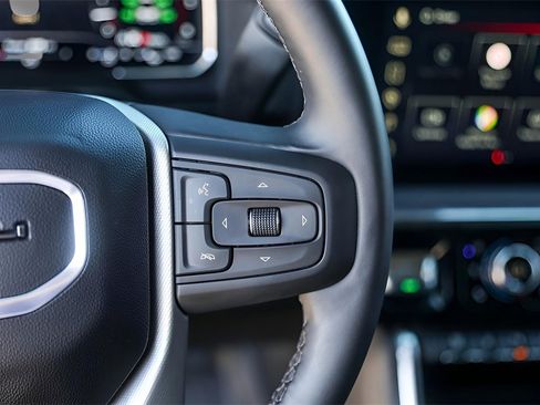 Used 2024 GMC Sierra 2500 Denali w/ Denali Reserve Package image 16