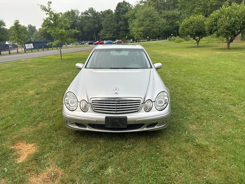Used 2004 Mercedes-Benz E 320 4MATIC Sedan image 10
