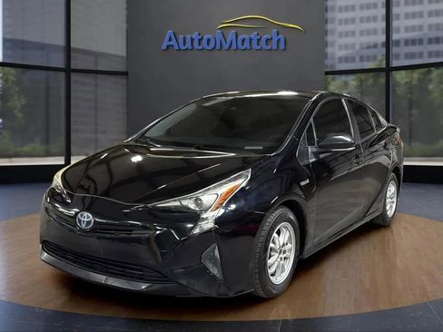 Used 2017 Toyota Prius Two w/ Carpet Mat Package image 3