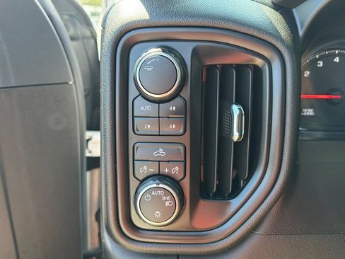 Used 2020 Chevrolet Silverado 1500 Custom Trail Boss w/ Custom Convenience Package AWD/4WD image 23