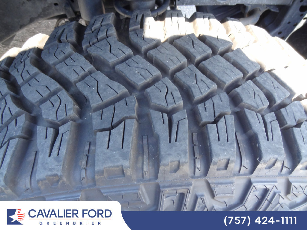 Used 2022 Jeep Gladiator Sport AWD/4WD image 13