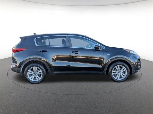 Used 2018 Kia Sportage LX image 4