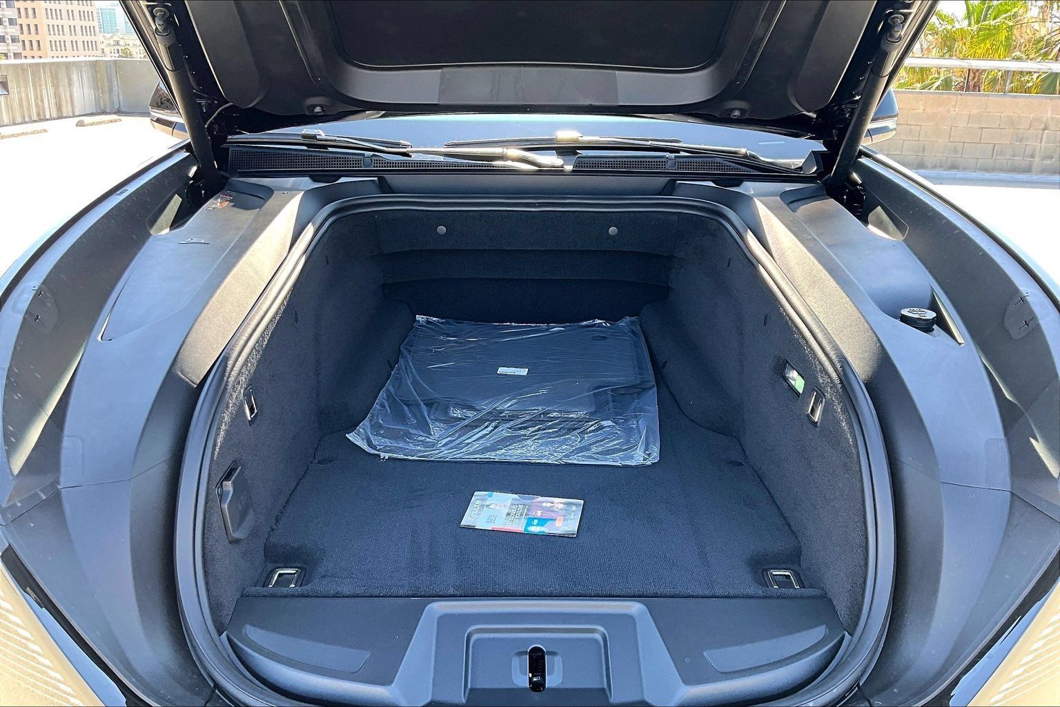 New 2026 Cadillac Escalade IQ Luxury 2 w/ LPO, Floor Liner Package AWD/4WD image 11
