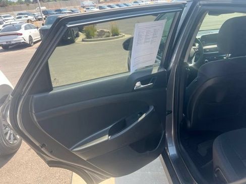 Used 2019 Hyundai Tucson SE FWD image 18