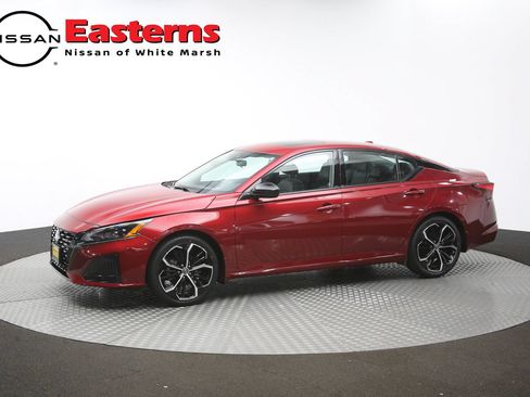 Used 2024 Nissan Altima 2.5 SR w/ SR Premium Package FWD image 57