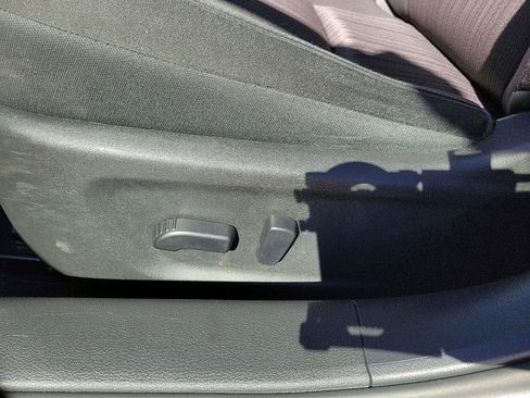 Used 2023 Nissan Altima 2.5 SV image 11