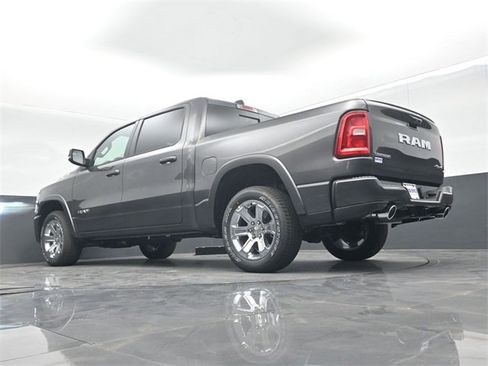 New 2026 RAM 1500 4x4 Crew Cab image 43